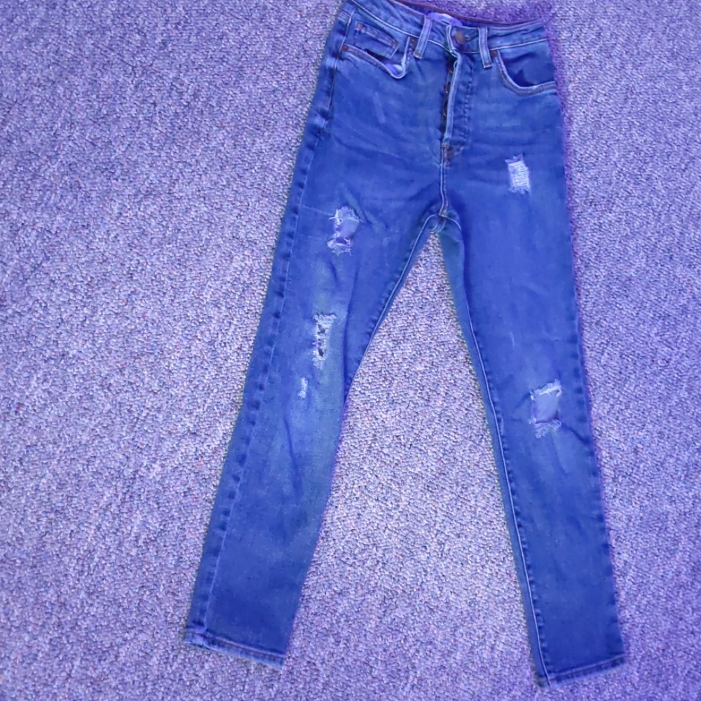 Ripped jeans